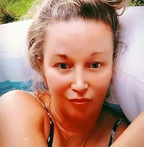 Meet your Posher, Jodi